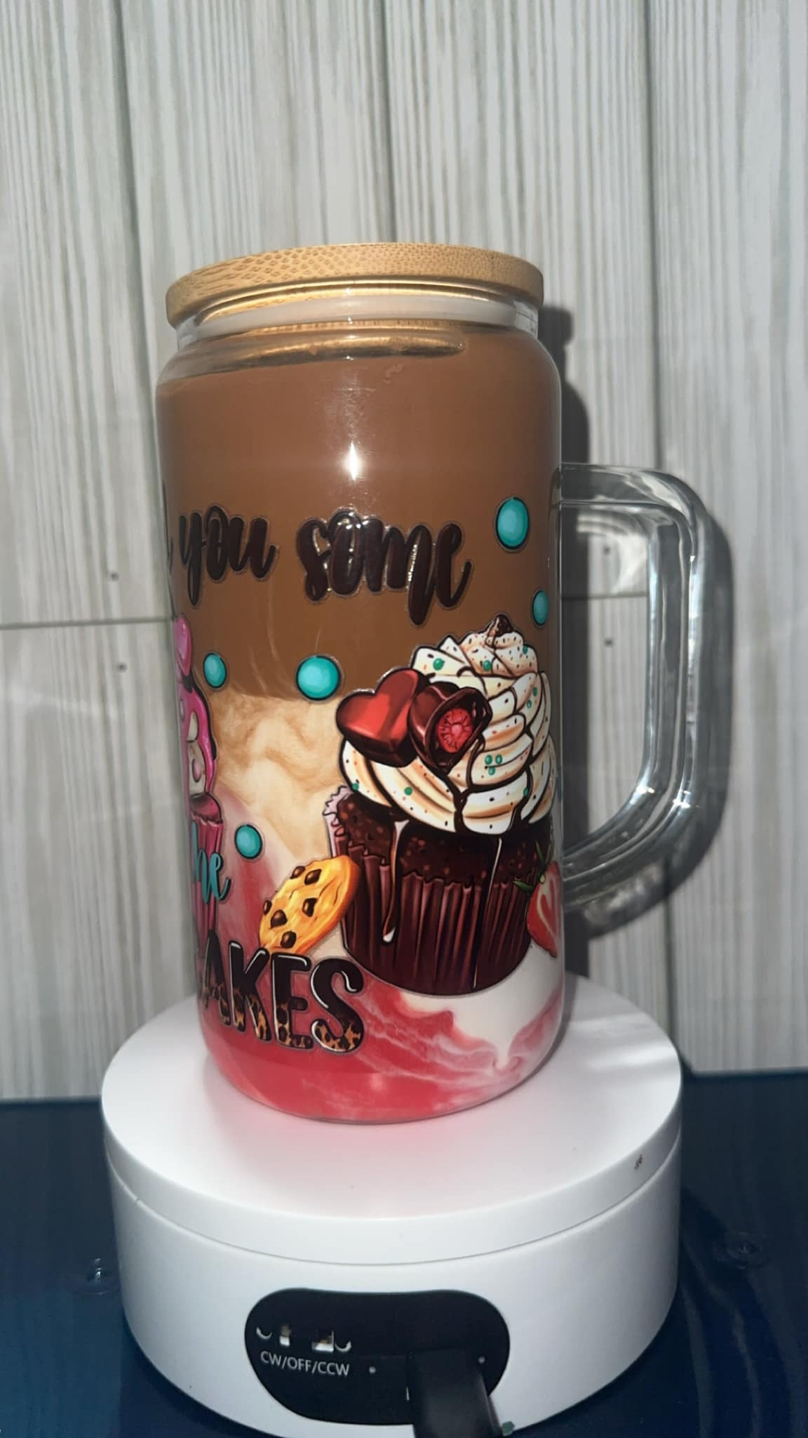 Cupcake love Snowglobe mug