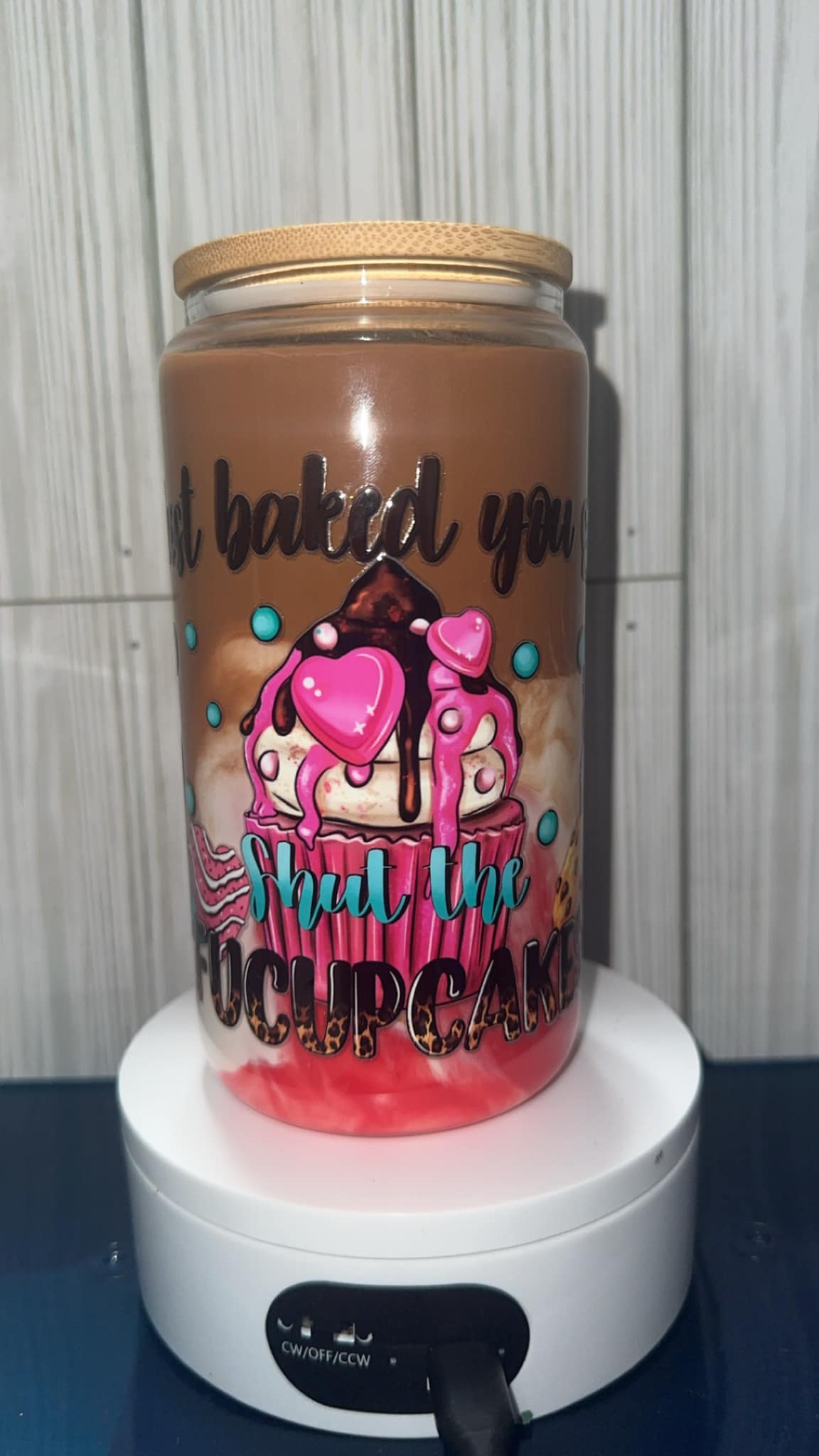 Cupcake love Snowglobe mug